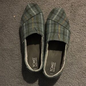 TOMS Green and Gray Checkered Slip-Ons